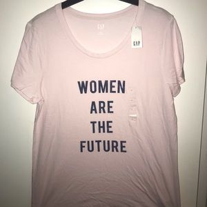 GAP Woman T-Shirt